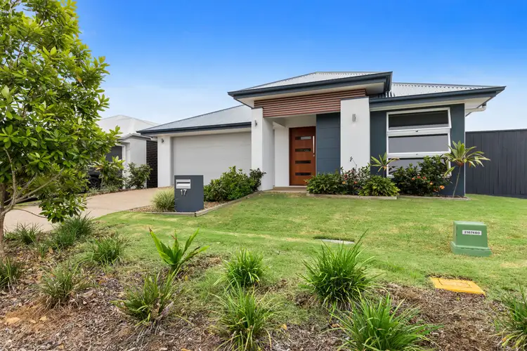 17 Piper Street, Palmview QLD 4553