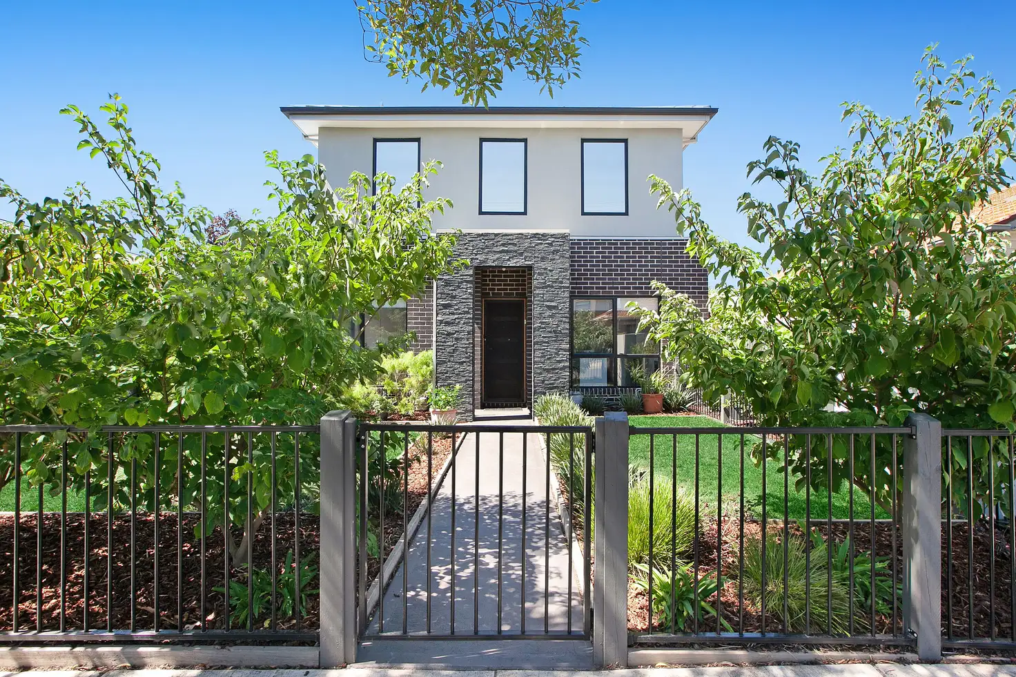 Main view of Homely townhouse listing, 1/20 Orrong Avenue, Reservoir VIC 3073
