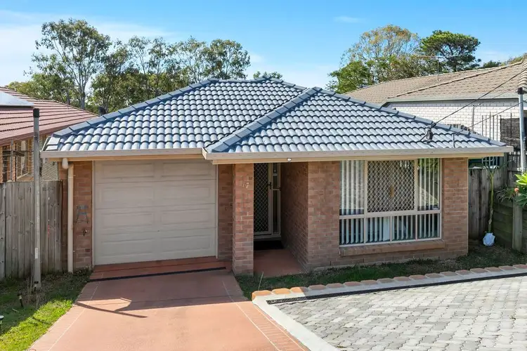 Main view of Homely house listing, 17 Curve Avenue, Wynnum QLD 4178