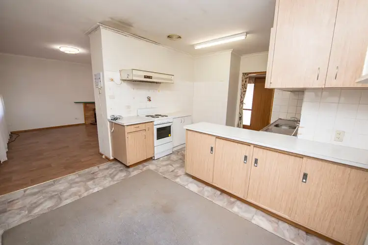 Fourth view of Homely house listing, 2 Jacaranda Crescent, Lake Boga VIC 3584