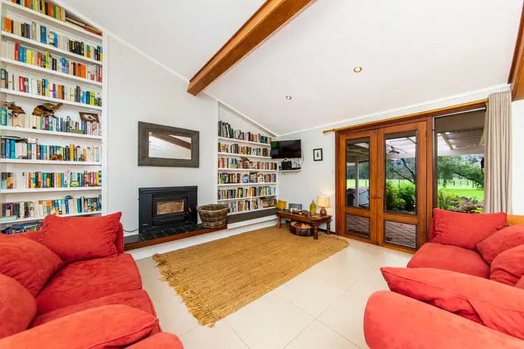 11 East Nannup Road, Nannup WA 6275