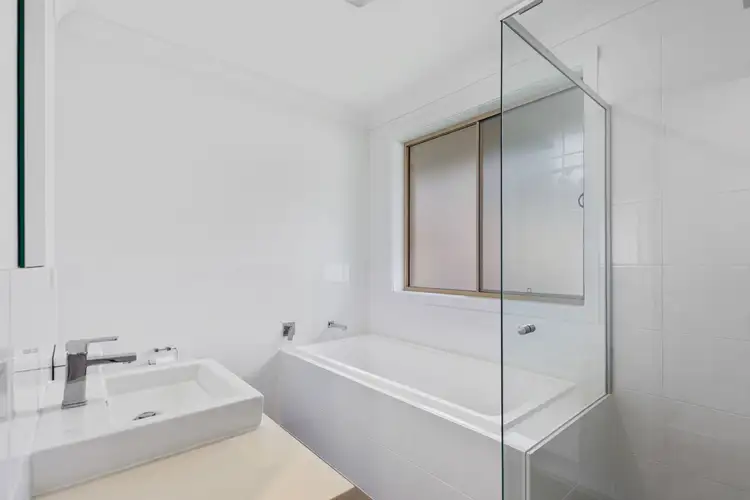 Fifth view of Homely house listing, 10/10 Derwent Avenue, Avondale NSW 2530