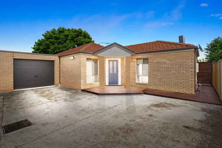 Main view of Homely unit listing, 2/9 French Street, Thomastown VIC 3074