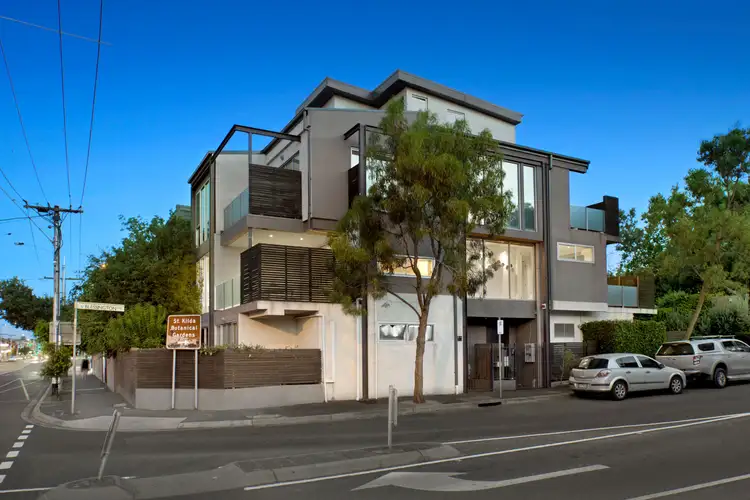 Fourth view of Homely apartment listing, 2/93 Carlisle Street, St Kilda VIC 3182