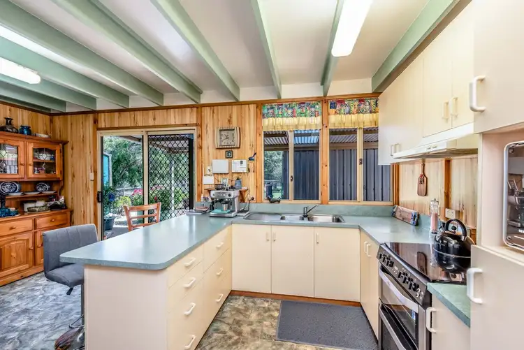 Seventh view of Homely house listing, 5 Ridgeway Close, Moresby WA 6530