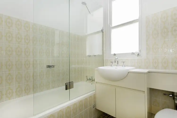 Fifth view of Homely studio listing, 209/3-5 Greenknowe Avenue, Elizabeth Bay NSW 2011