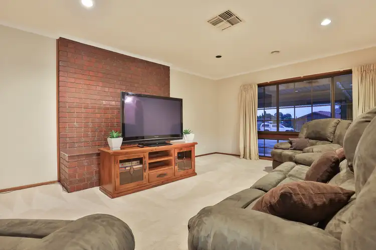 Sixth view of Homely house listing, 6 Gambetta Court, Mildura VIC 3500