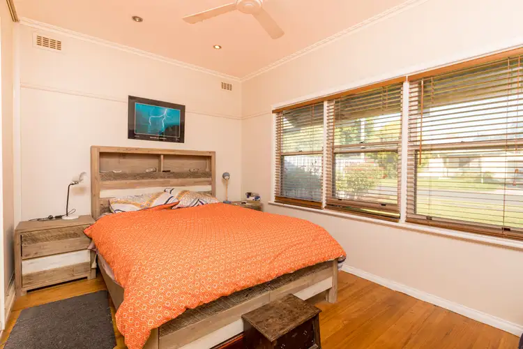 Sixth view of Homely house listing, 10 Mimosa Avenue, Mildura VIC 3500