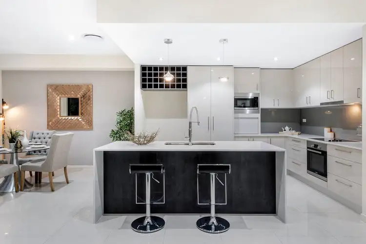 Sixth view of Homely house listing, 5/206 Cotlew Street, Ashmore QLD 4214