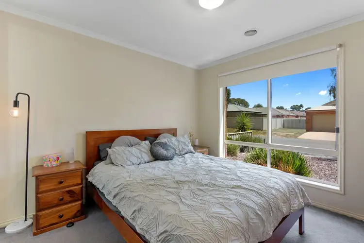 Second view of Homely house listing, 3 Manna Gum Drive, Epsom VIC 3551