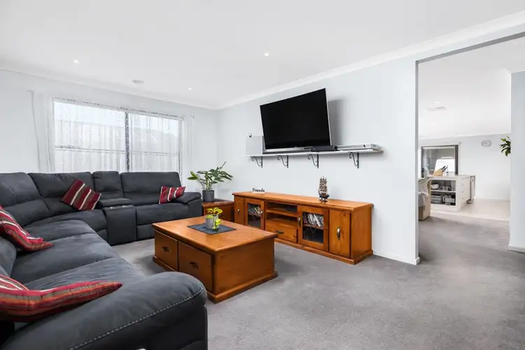 Fifth view of Homely house listing, 29 Greenfields Boulevard, Romsey VIC 3434