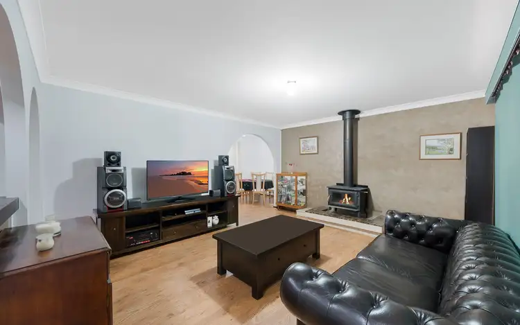Second view of Homely house listing, 38 Donalbain Circuit, Rosemeadow NSW 2560
