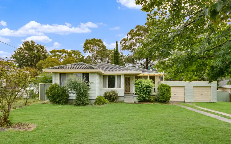 3 Dowling Street, Leumeah NSW 2560