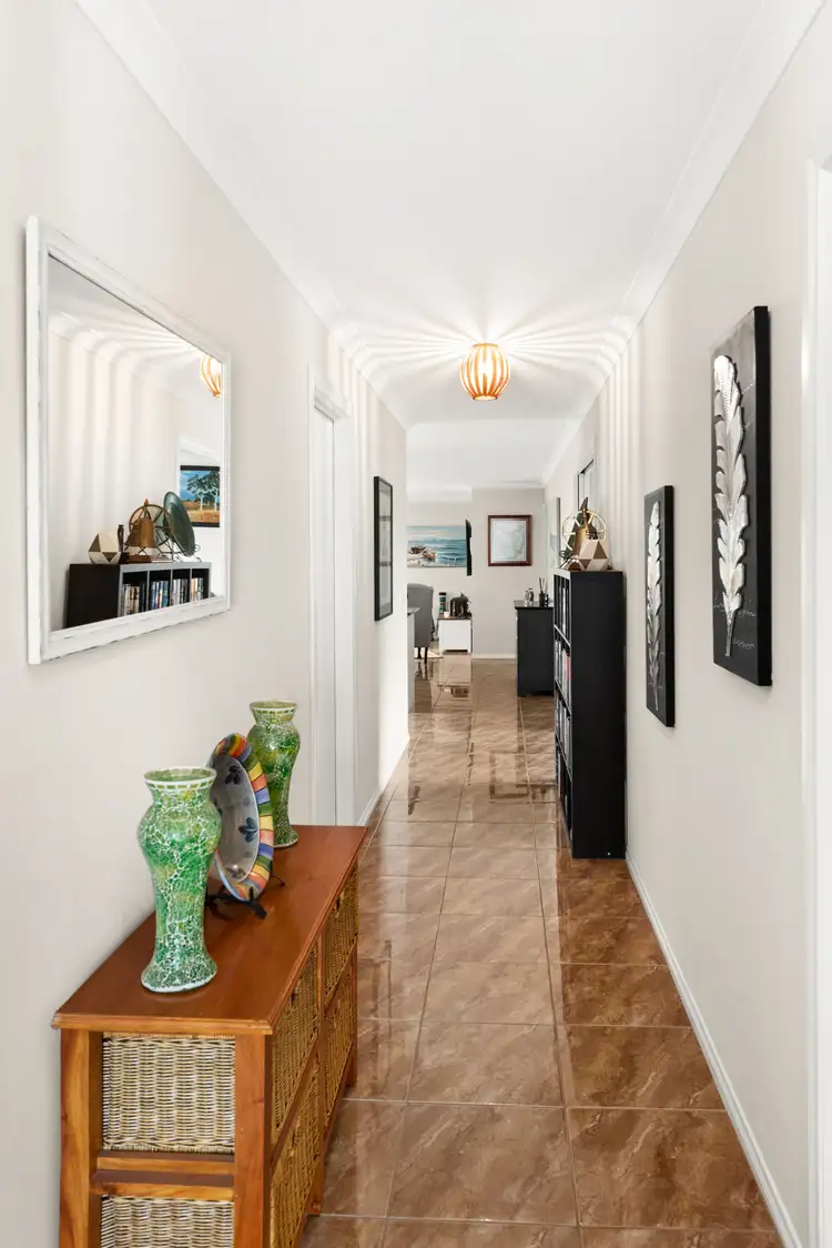 Fifth view of Homely house listing, 4 Appleporch Way, Drouin VIC 3818