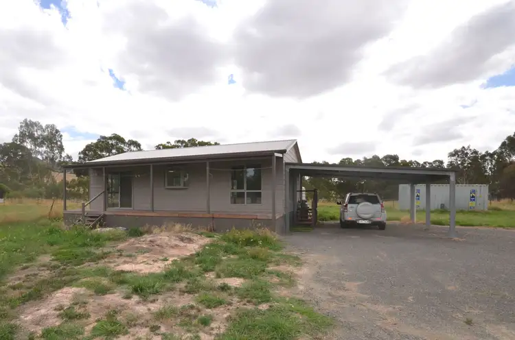 88 Green Street, Elmhurst VIC 3469