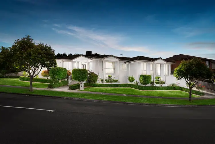 52 Ling Drive, Rowville VIC 3178