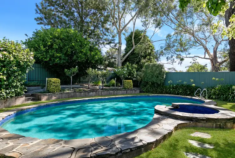 14 Munilla Avenue, Fairview Park SA 5126