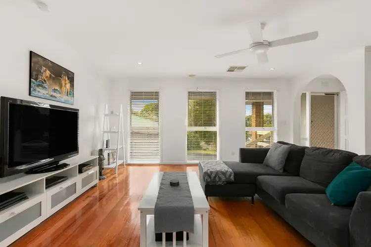 Second view of Homely house listing, 6 Chamouni Court, Frankston VIC 3199