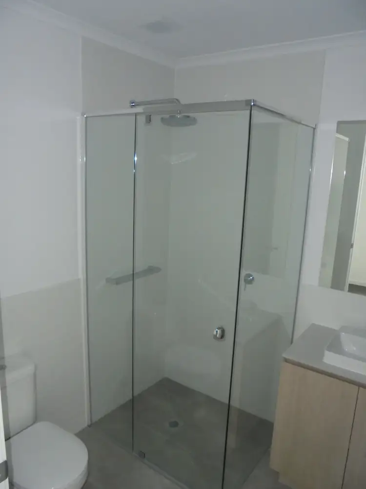 Fifth view of Homely house listing, 9 Callow Walk, St Albans VIC 3021