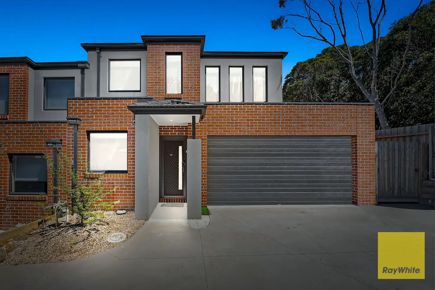 Main view of Homely townhouse listing, 34 Innes Court, Berwick VIC 3806