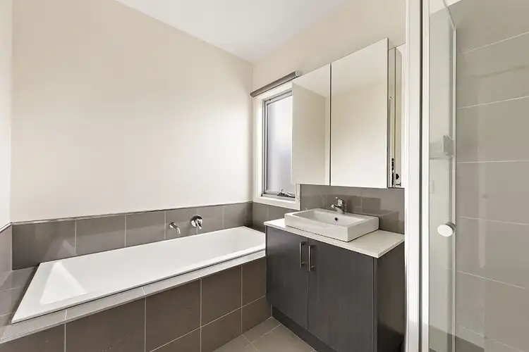Fifth view of Homely townhouse listing, 2/9 Havelock Street, Maidstone VIC 3012