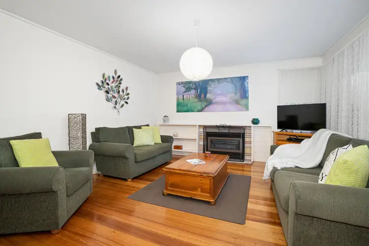 Second view of Homely house listing, 10 Crabtree Court, Bundoora VIC 3083