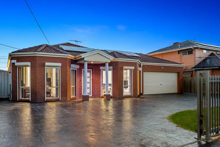 17 Woods Street, St Albans VIC 3021