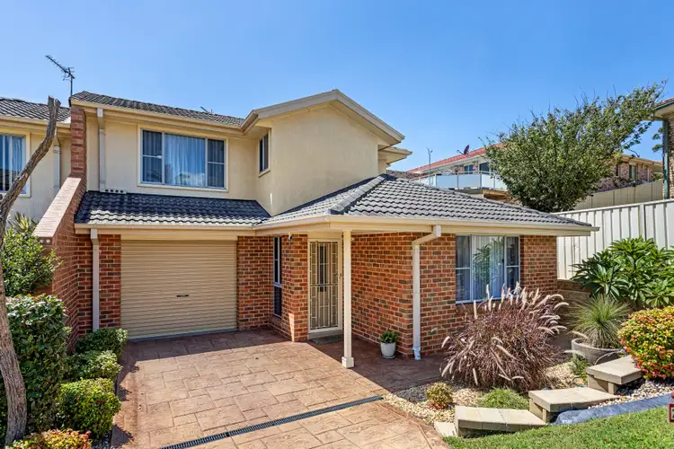 Main view of Homely townhouse listing, 2/25 Byron Circuit, Flinders NSW 2529