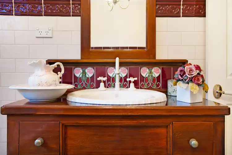 Sixth view of Homely house listing, 6 Mirbelia Crescent, Mill Park VIC 3082