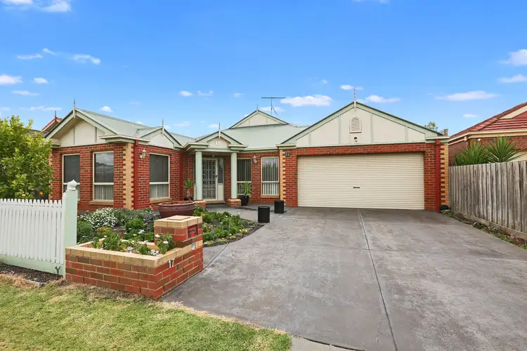 17 Keen Place, Lara VIC 3212