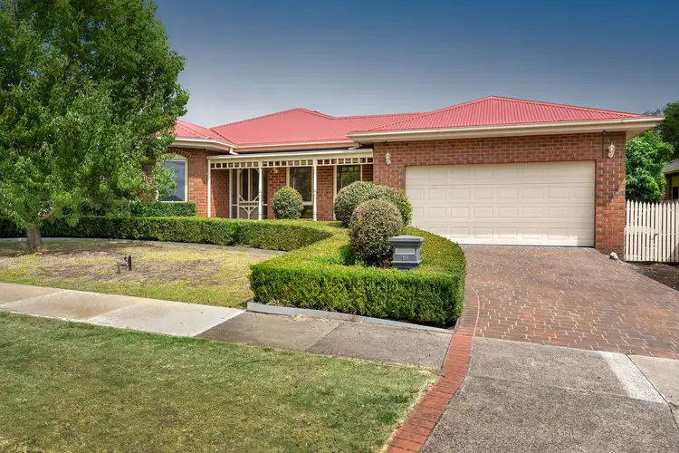 19 Deakin Court, Berwick VIC 3806
