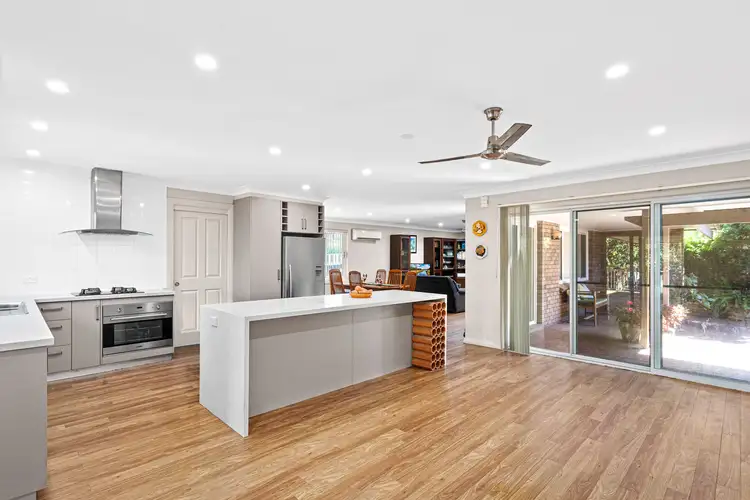 37 Annesley Avenue, Stanwell Tops NSW 2508