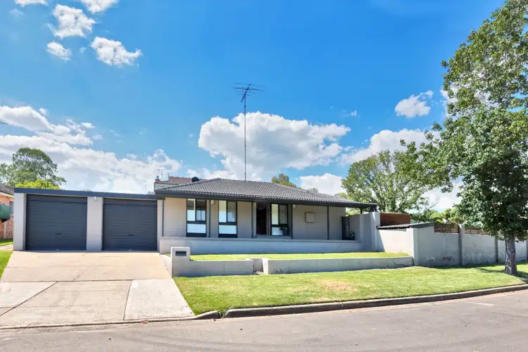 1 Chipping Place, South Penrith NSW 2750