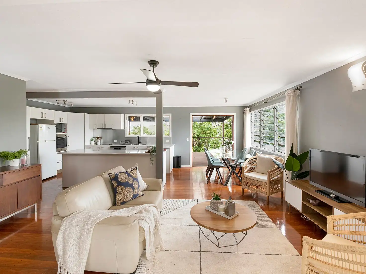 Main view of Homely house listing, 6 Amoria Street, Mansfield QLD 4122