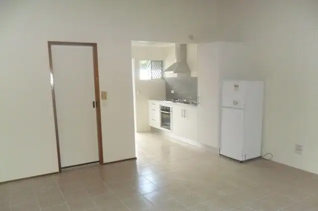 Third view of Homely unit listing, 2/31 Miles Street, Manoora QLD 4870