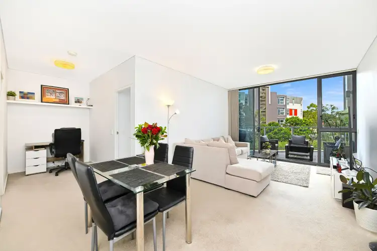 Second view of Homely apartment listing, 102/2-8 Pine Avenue, Little Bay NSW 2036