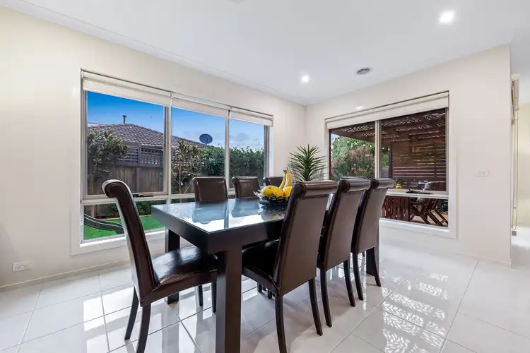 Fifth view of Homely house listing, 2 English Avenue, Scoresby VIC 3179