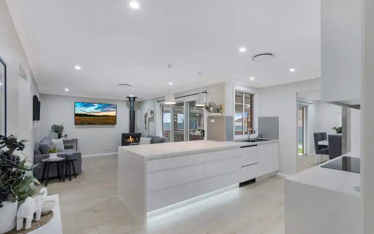 Sixth view of Homely house listing, 41 Devitt Crescent, The Oaks NSW 2570