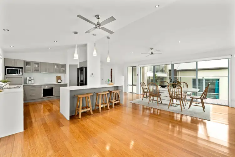 Fourth view of Homely house listing, 2 Sundown Close, Tanawha QLD 4556