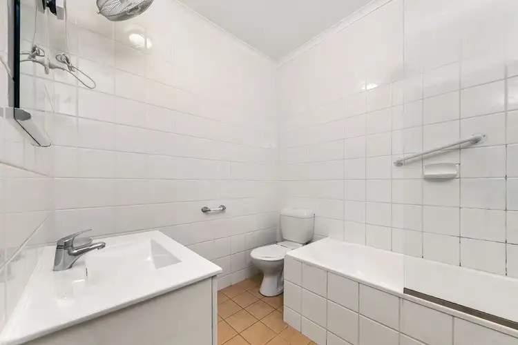 Fifth view of Homely unit listing, 4/29 Airlie Circuit, Brinkin NT 810