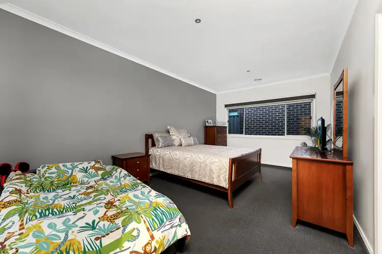 Fourth view of Homely house listing, 33 Stoke Circuit, Wollert VIC 3750