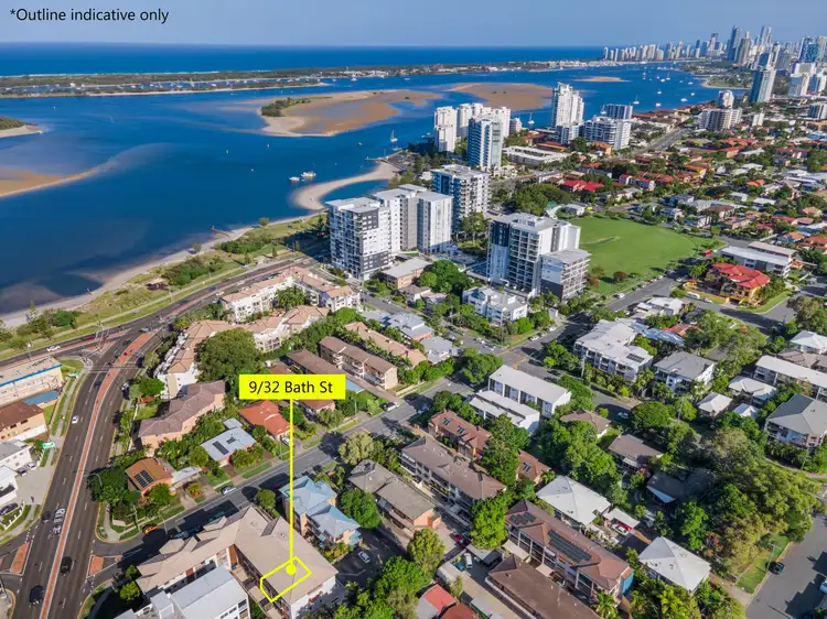 9/32 Bath Street, Labrador QLD 4215