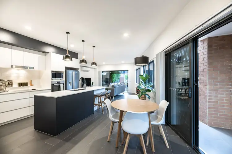 2 Solomon Street, Banyo QLD 4014