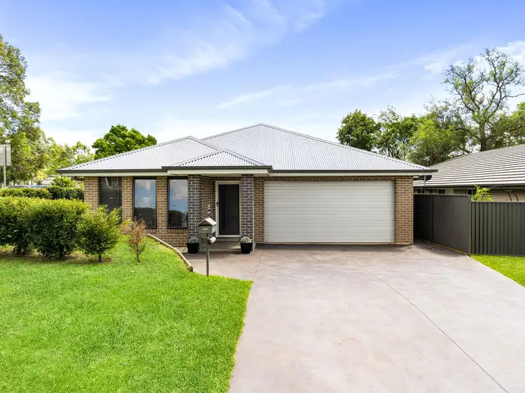 1 Corven Avenue, Elderslie NSW 2570