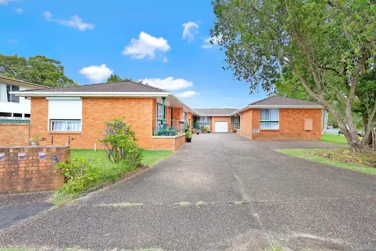 Main view of Homely townhouse listing, 3/3 Alexandra Street, Budgewoi NSW 2262