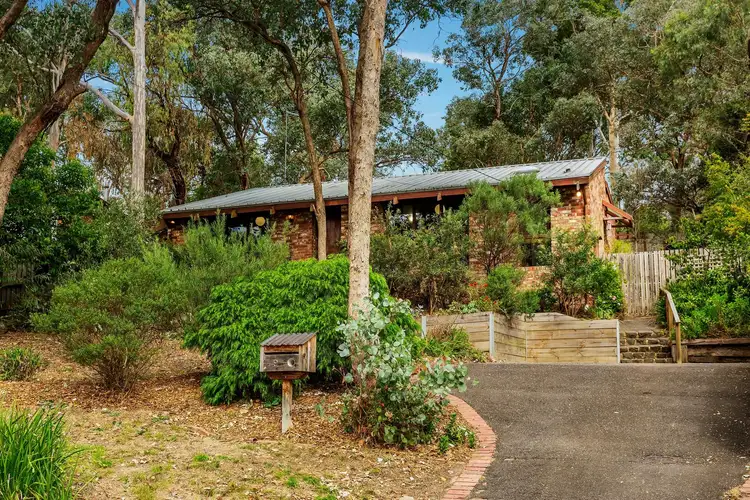 9 Fairdell Crescent, Hurstbridge VIC 3099