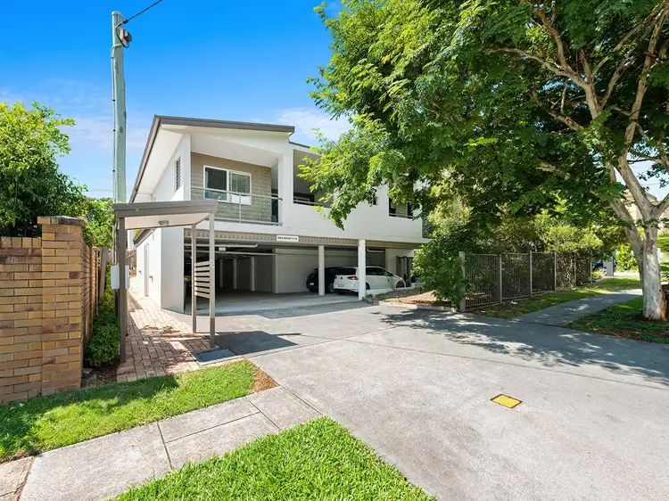 1/69 Denman Street, Greenslopes QLD 4120