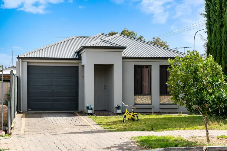 25 Gilles Crescent, Hillcrest SA 5086