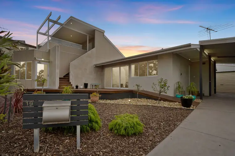 19 McRae Avenue, Cowes VIC 3922