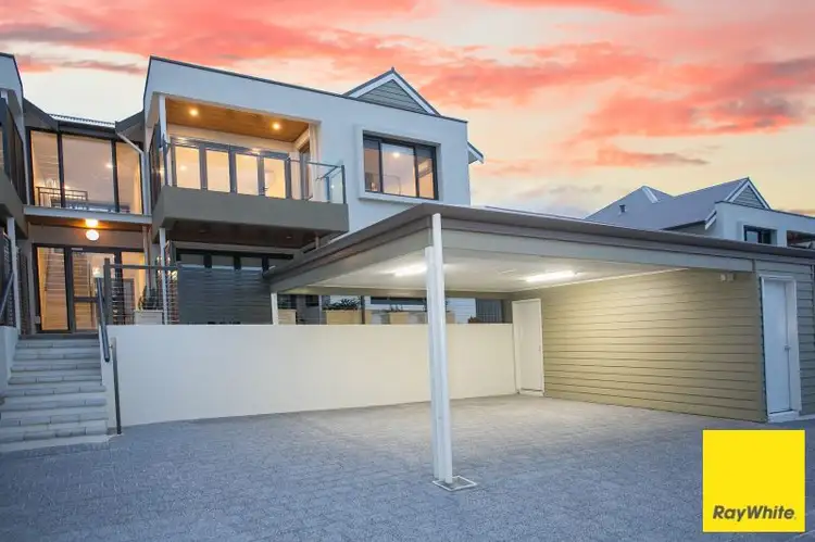 Second view of Homely unit listing, 10/3 - 5 Kalamunda Road, Kalamunda WA 6076